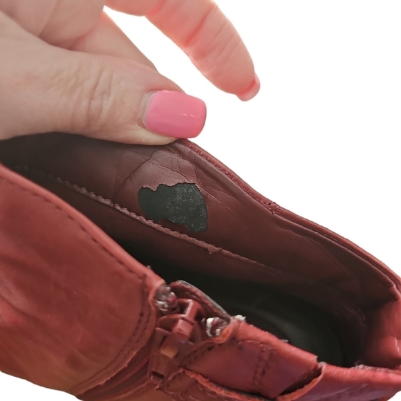 Earth Alta Bordeaux red leather ankle boots sz 9 - Picture 6 of 6